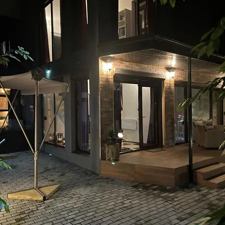 Hugo's House *