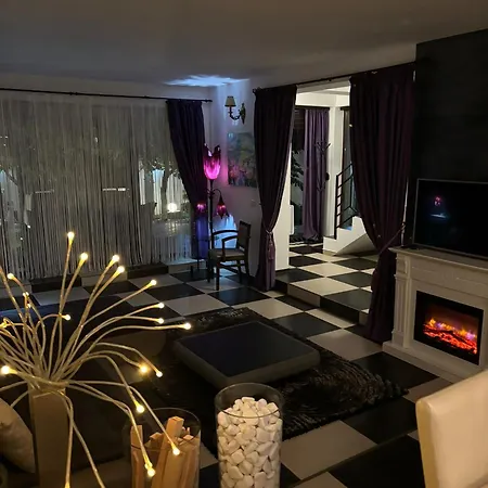 Hugo's House Villa *