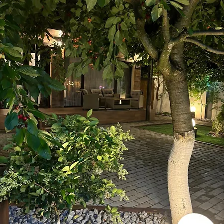 Villa Hugo's House *