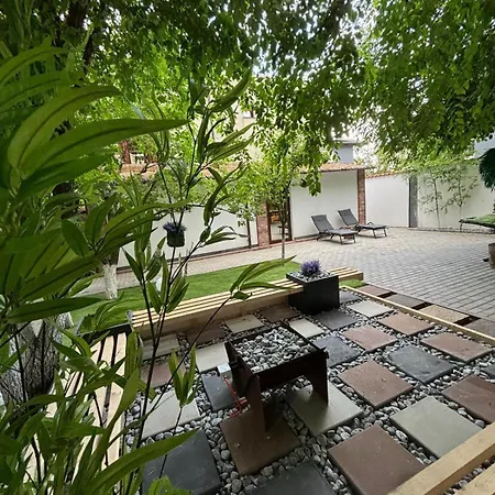 Hugo's House * Costinesti