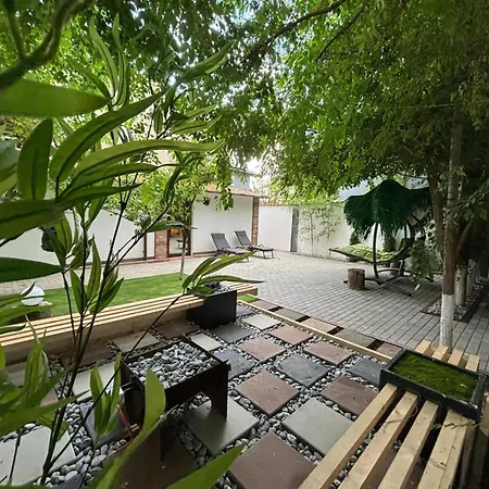 Βίλα Hugo's House *