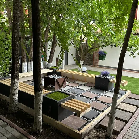Hugo's House Villa *