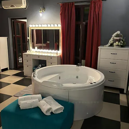 Hugo's House Costinesti